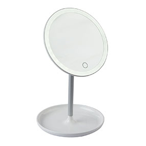 höhenverstellbarer Standspiegel als Spiegellampe fürs Bad