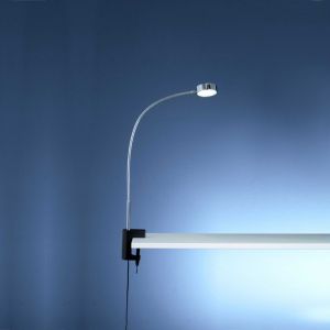 LED- Tischklemmleuchte in Chrom mit warmweißem Licht 