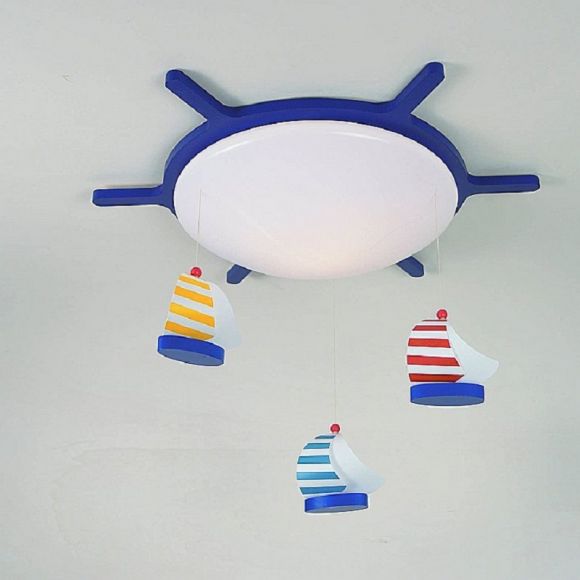 Kinder-Deckenlampe in Form eines Steuerrades mit Segelbooten
