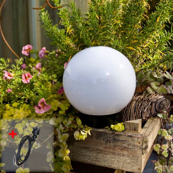 LHG Kugelleuchte Light Ø 15cm für Außen mit 2m Stromkabel, Garten Kugellampen aus weißem Kunststoff, IP44 Outdoor geeignet, E27 Fassung