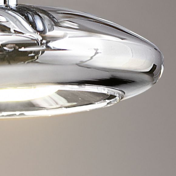 LED-Tropfen: Moderne Pendelleuchte in Chrom mit warmweißem Licht