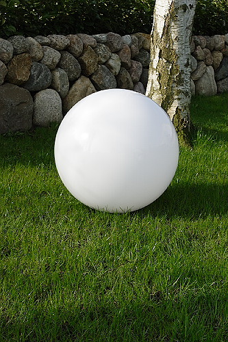 LHG Kugelleuchte Light Ø 60cm für Außen mit 2m Stromkabel, Garten Kugellampen aus weißem Kunststoff, IP44 Outdoor geeignet, E27 Fassung