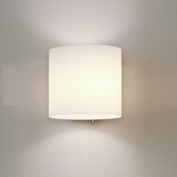 Klassische Wohnraum Wandleuchte Diele Chrom Glas Lampe Bad rund HxB 12,5x14 cm 