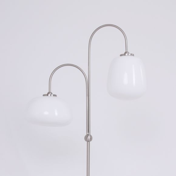 2-flammige LED Tischleuchte mit gebogenen Armen, Glasschirme, silber, dimmbar per Tastdimmer, inkl. LED 2x 5W