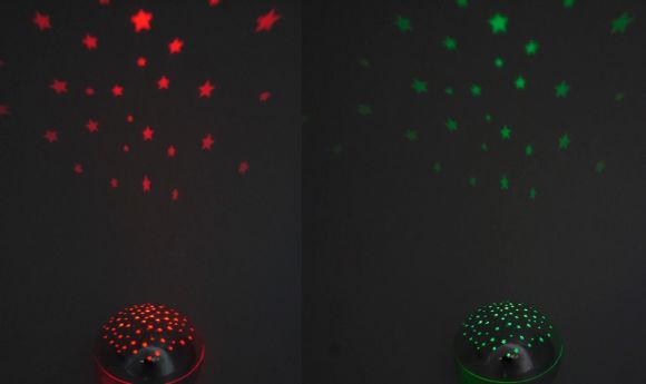 LED-Nachtlicht in Chrom mit Sternenhimmel-Projektion