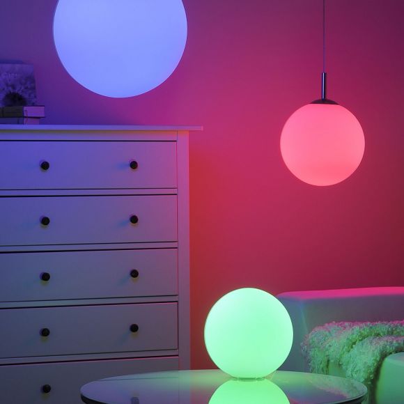 RGB Lola Bulb LED E27 6,7Watt Farb - CCT Wechsel