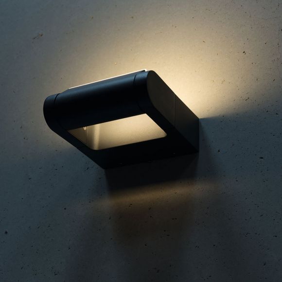 Schwenkbare LED Außenwandleuchte aus Aluminium matt anthrazit / schwarz, 8,5 Watt IP54